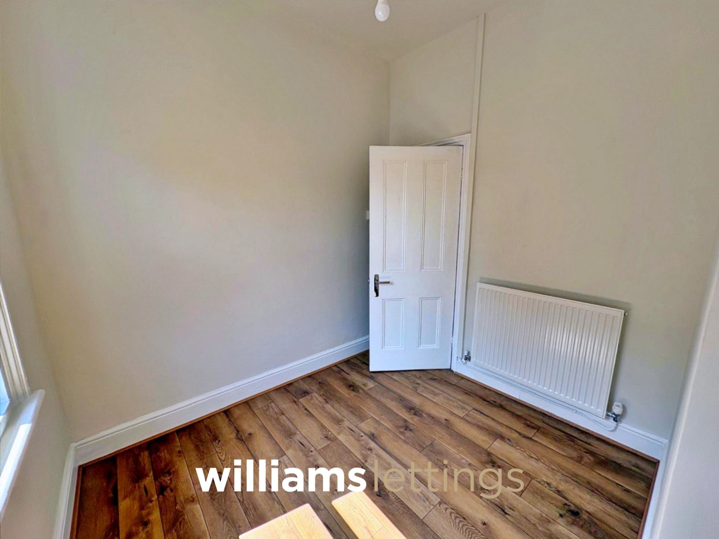 Flat Kings' Avenue in Prestatyn