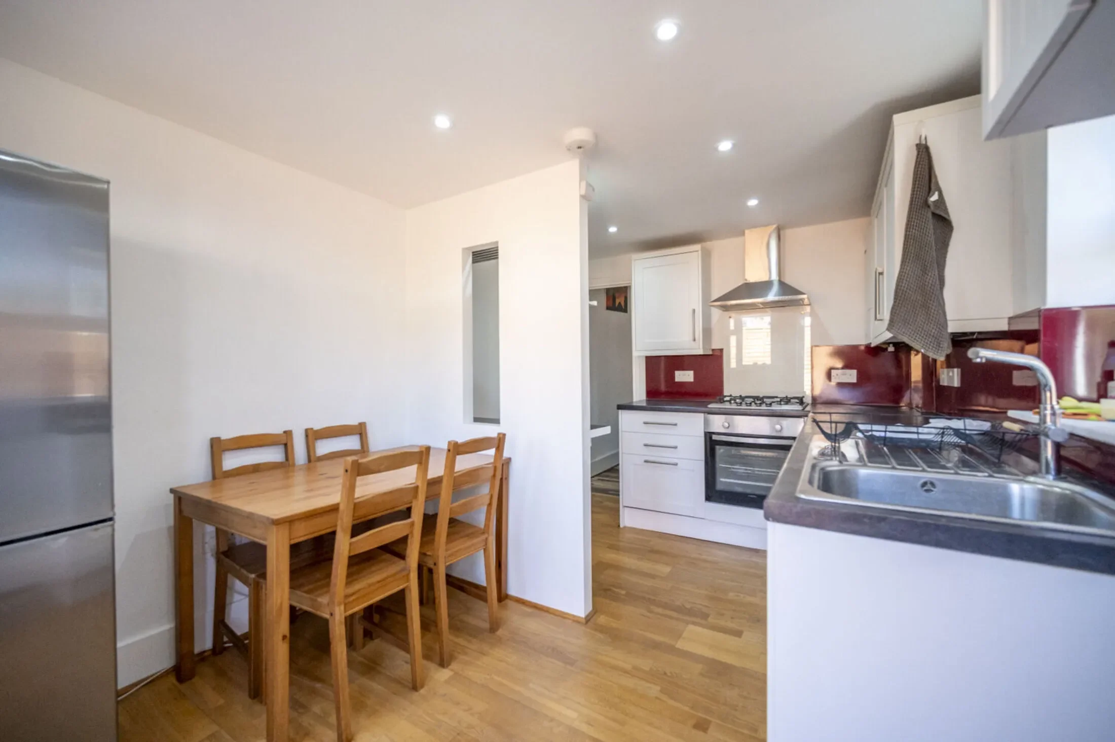 Flat Keogh Road in Greater London