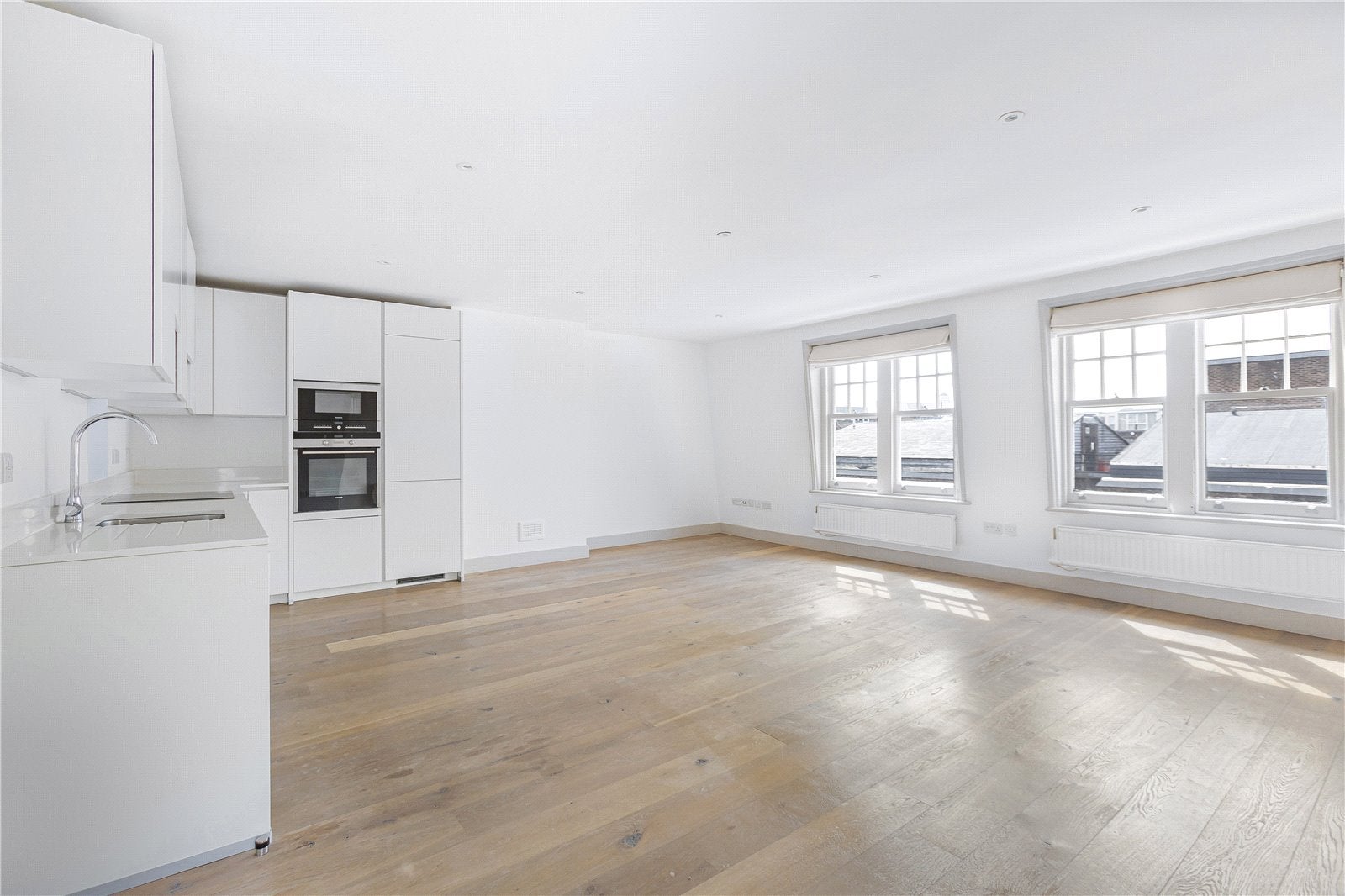 Flat Chandos Street in City of Westminster