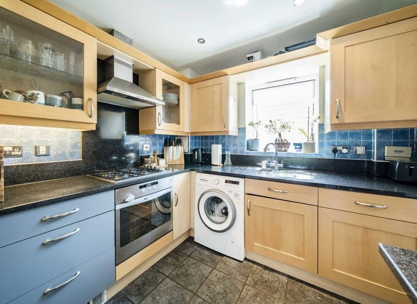 Flat Marlborough Road in Greater London
