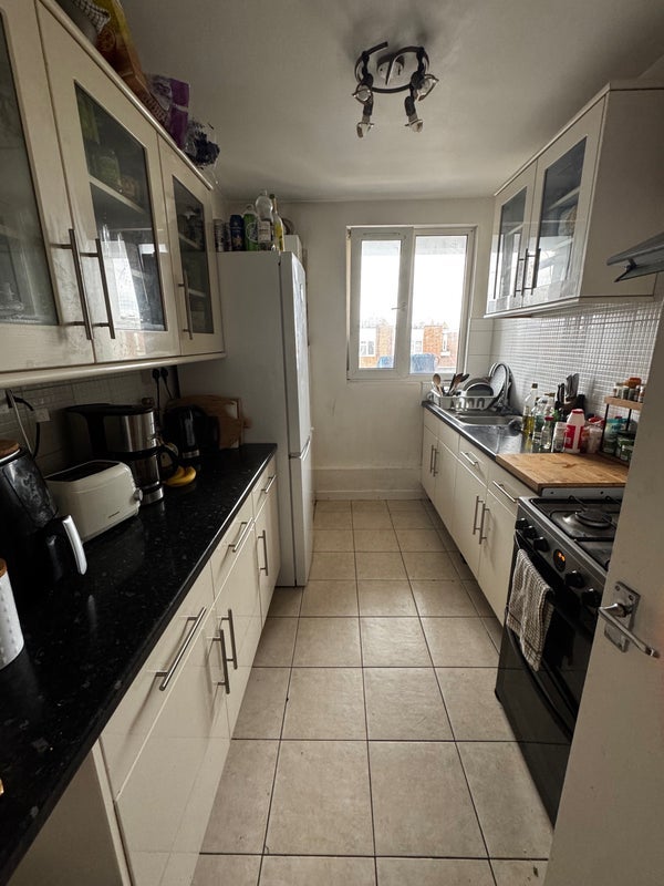 Room Canrobert Street in Greater London