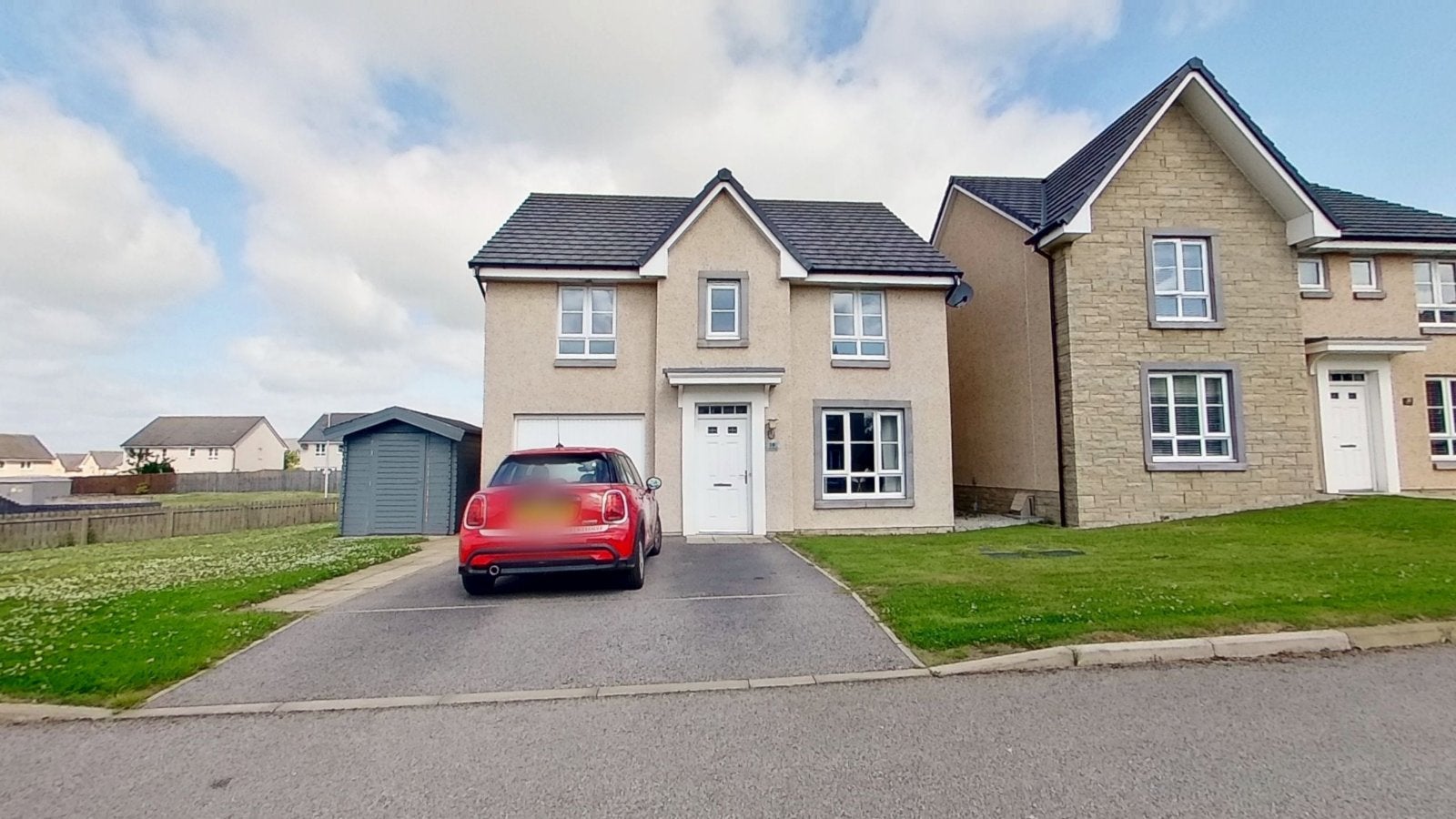 House Threave Place in Inverurie