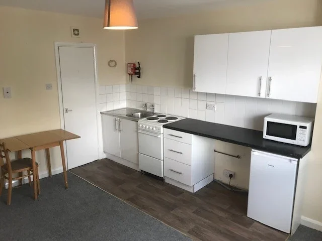 Flat Grove Vale in Greater London