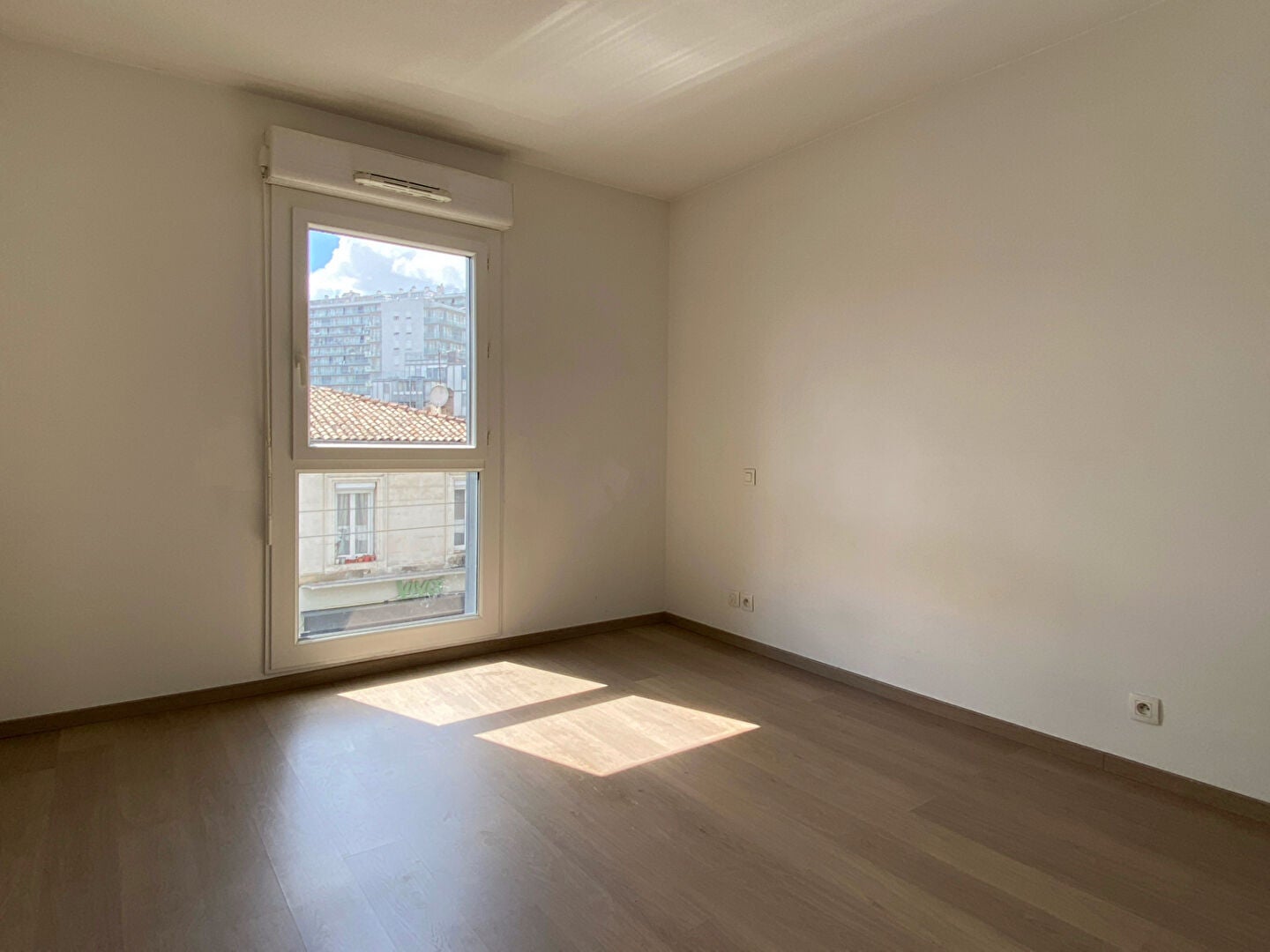 Flat Rue Mondenard in Bordeaux