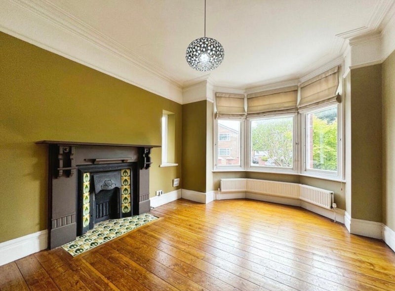 Room Egerton Road North in Manchester