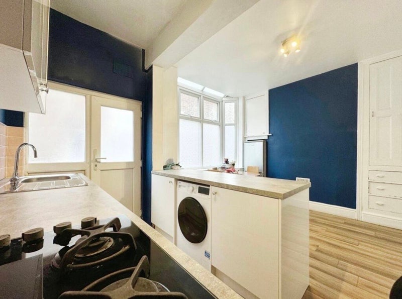 Room Egerton Road North in Manchester