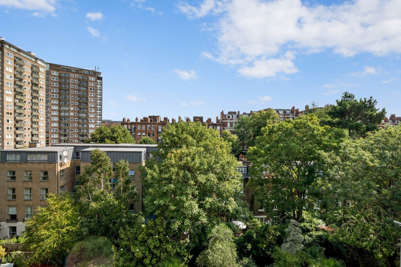 Flat Randolph Avenue in City of Westminster