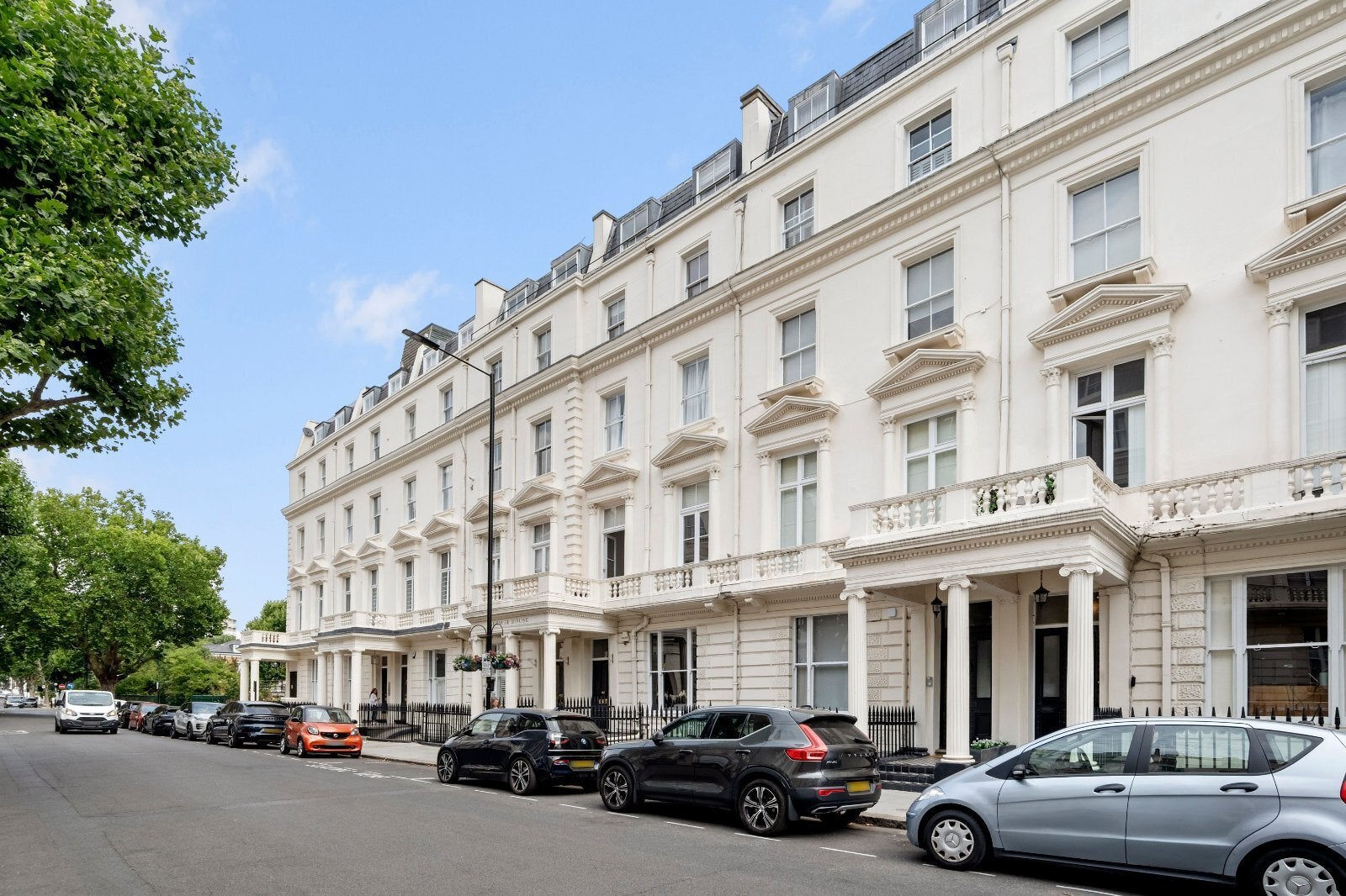 Flat Randolph Avenue in City of Westminster