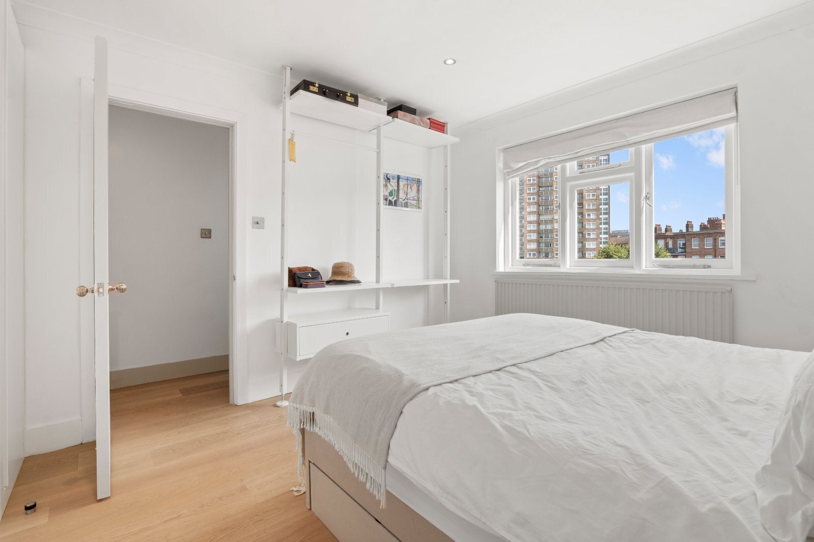 Flat Randolph Avenue in City of Westminster