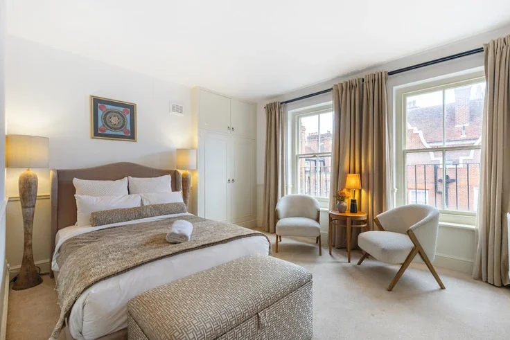 Flat Balfour Place in City of Westminster