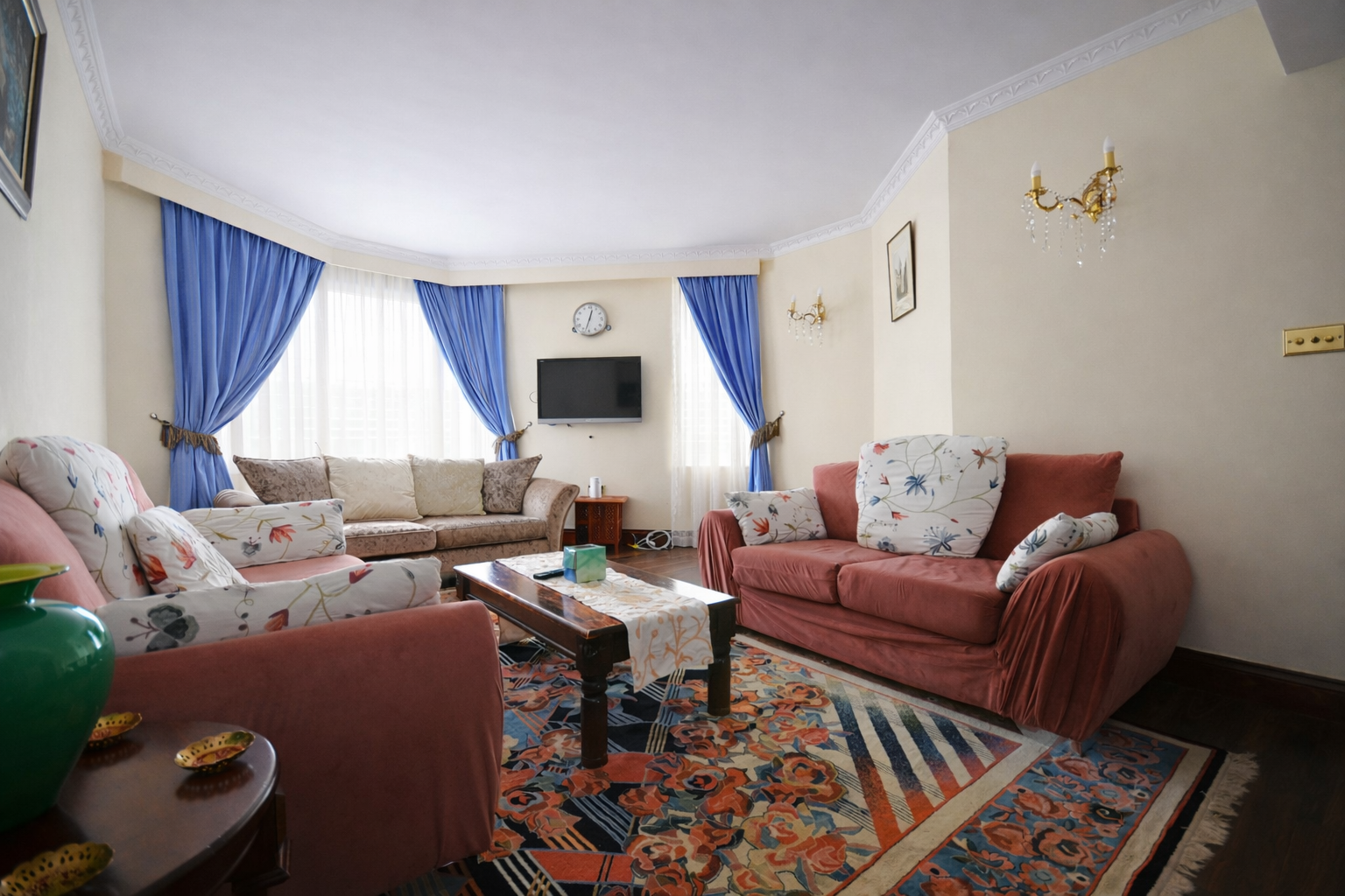 Flat East Acton Lane in Greater London