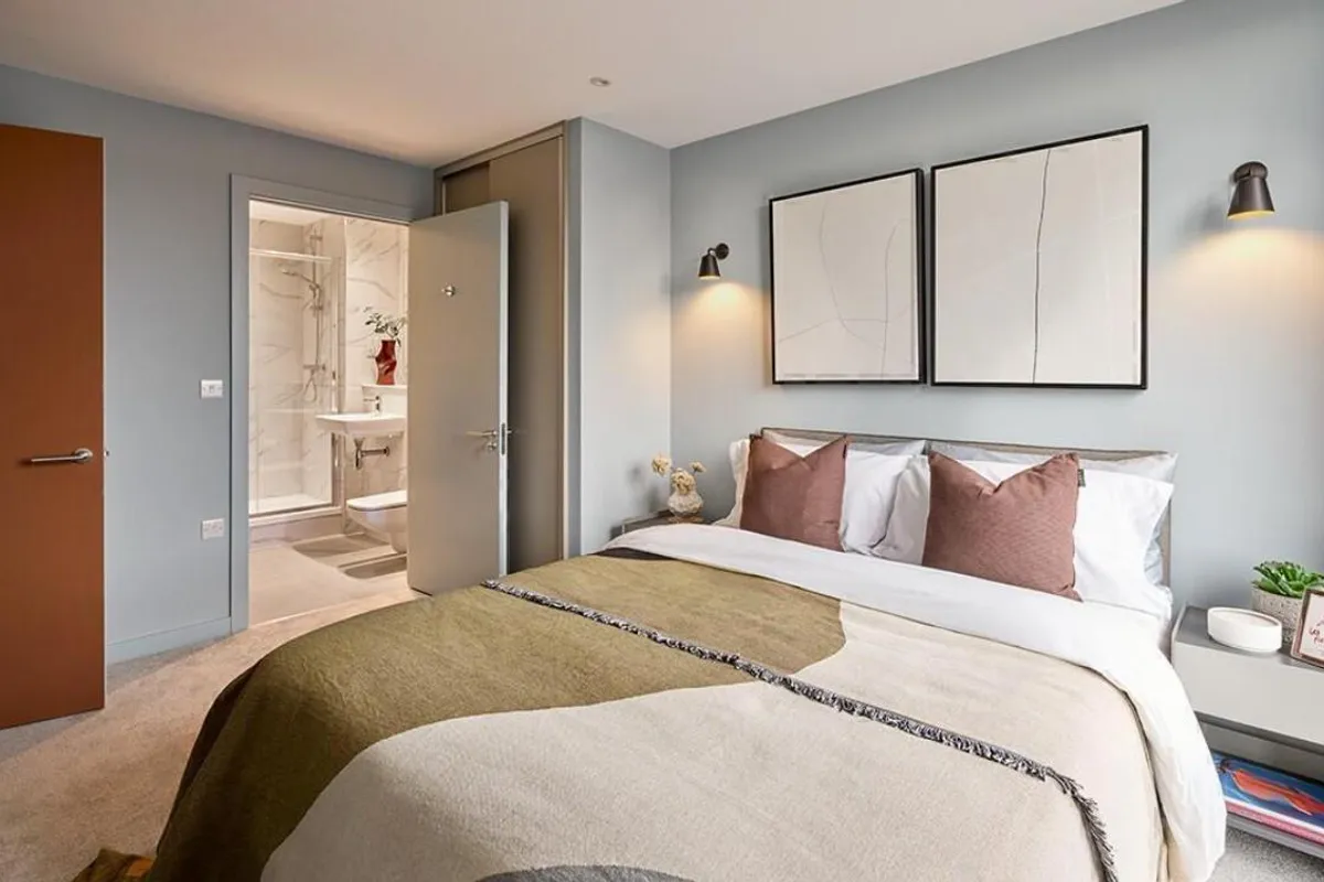 Flat Milford Lane in City of Westminster