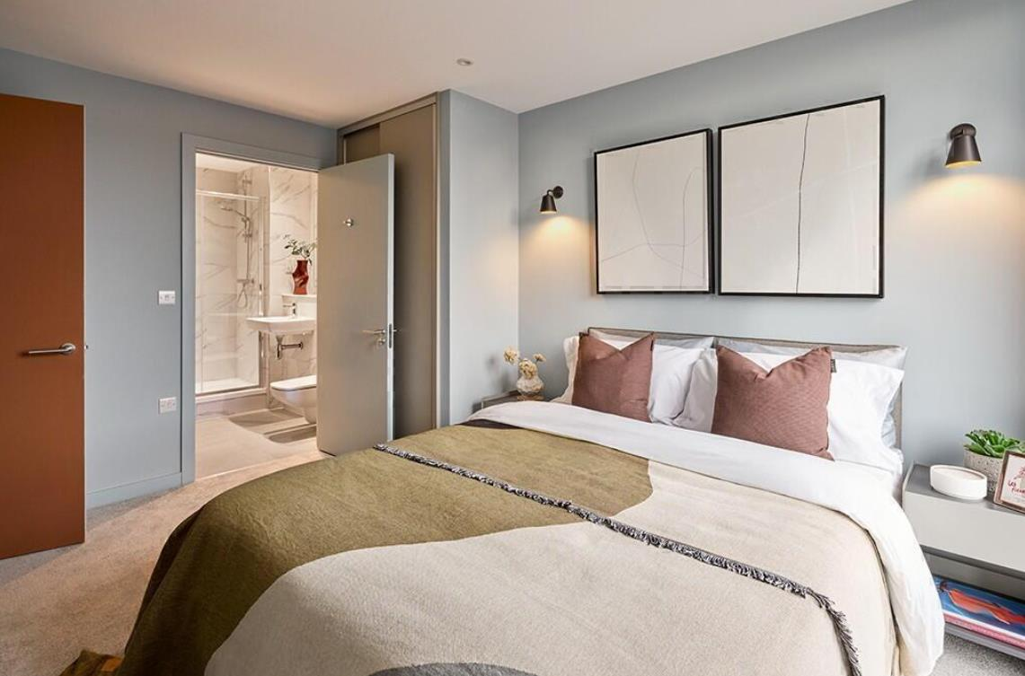 Flat Milford Lane in City of Westminster