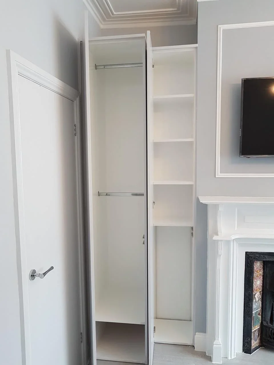 Flat Brudenell Road in Greater London