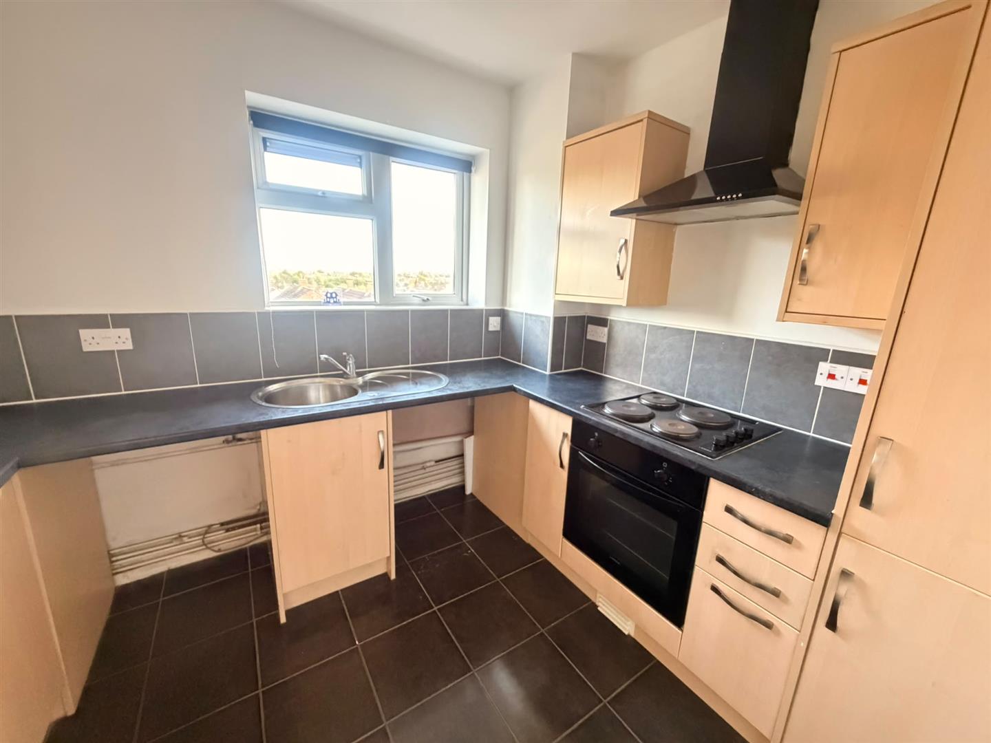 Flat Somerset Road in Stafford