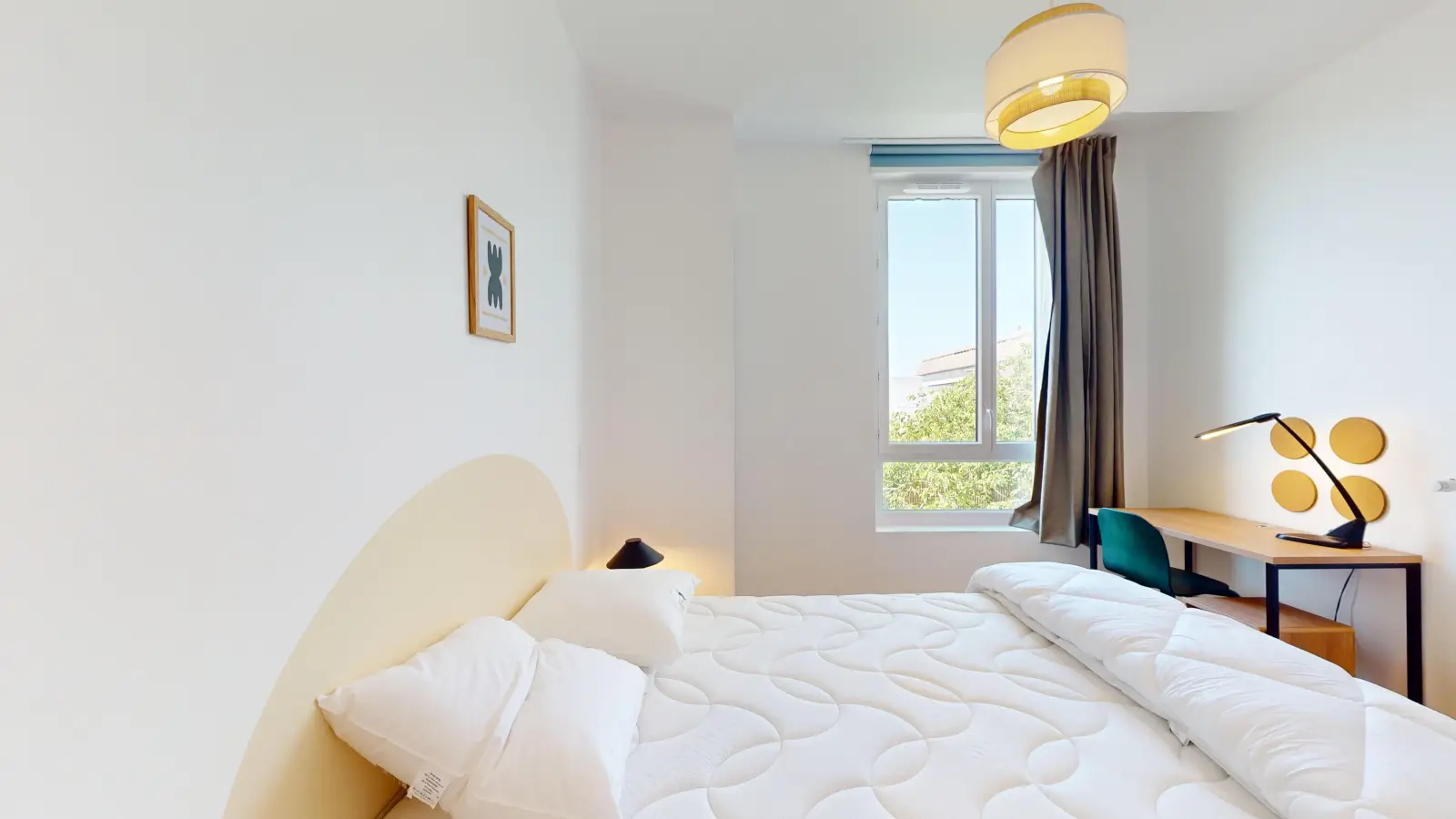 Room Place de la Pergola in Cergy