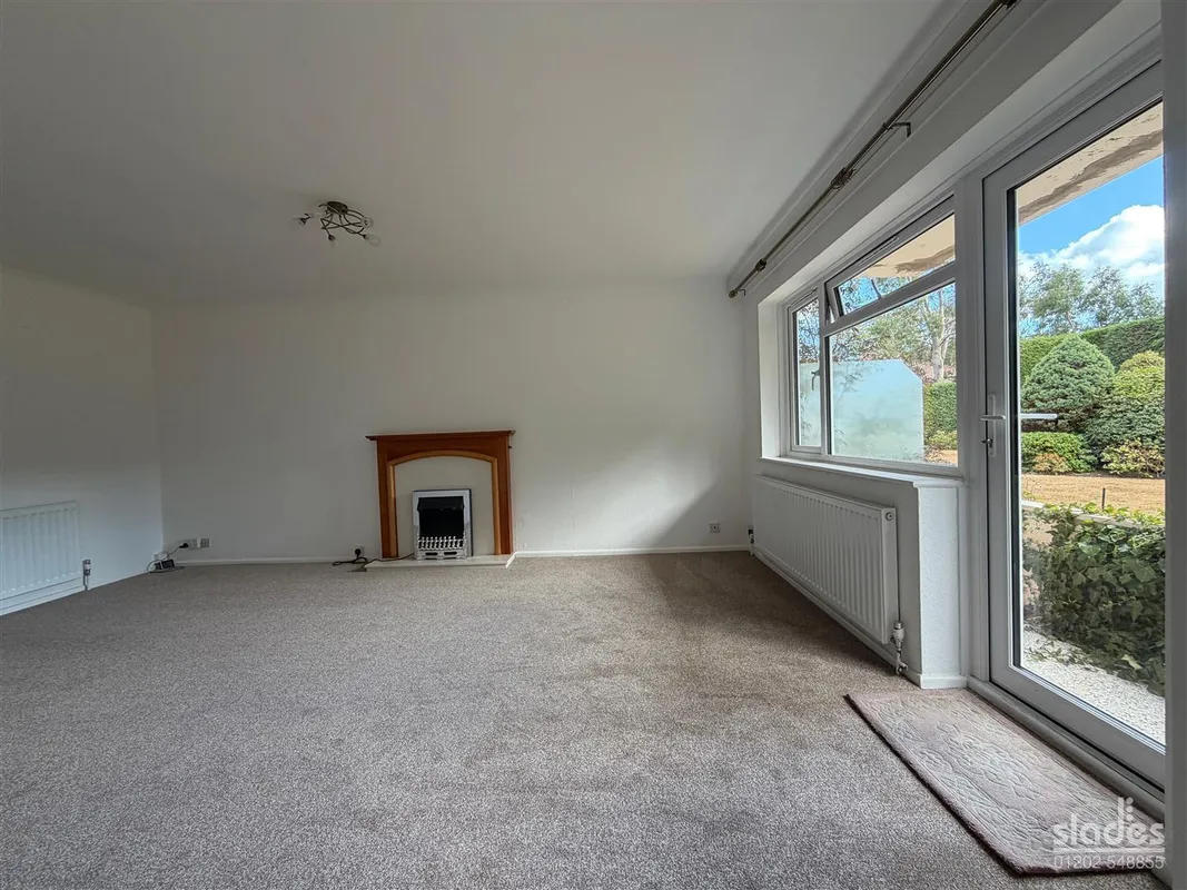 Flat Portarlington Road in Bournemouth
