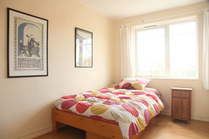Flat Brill Place in Greater London