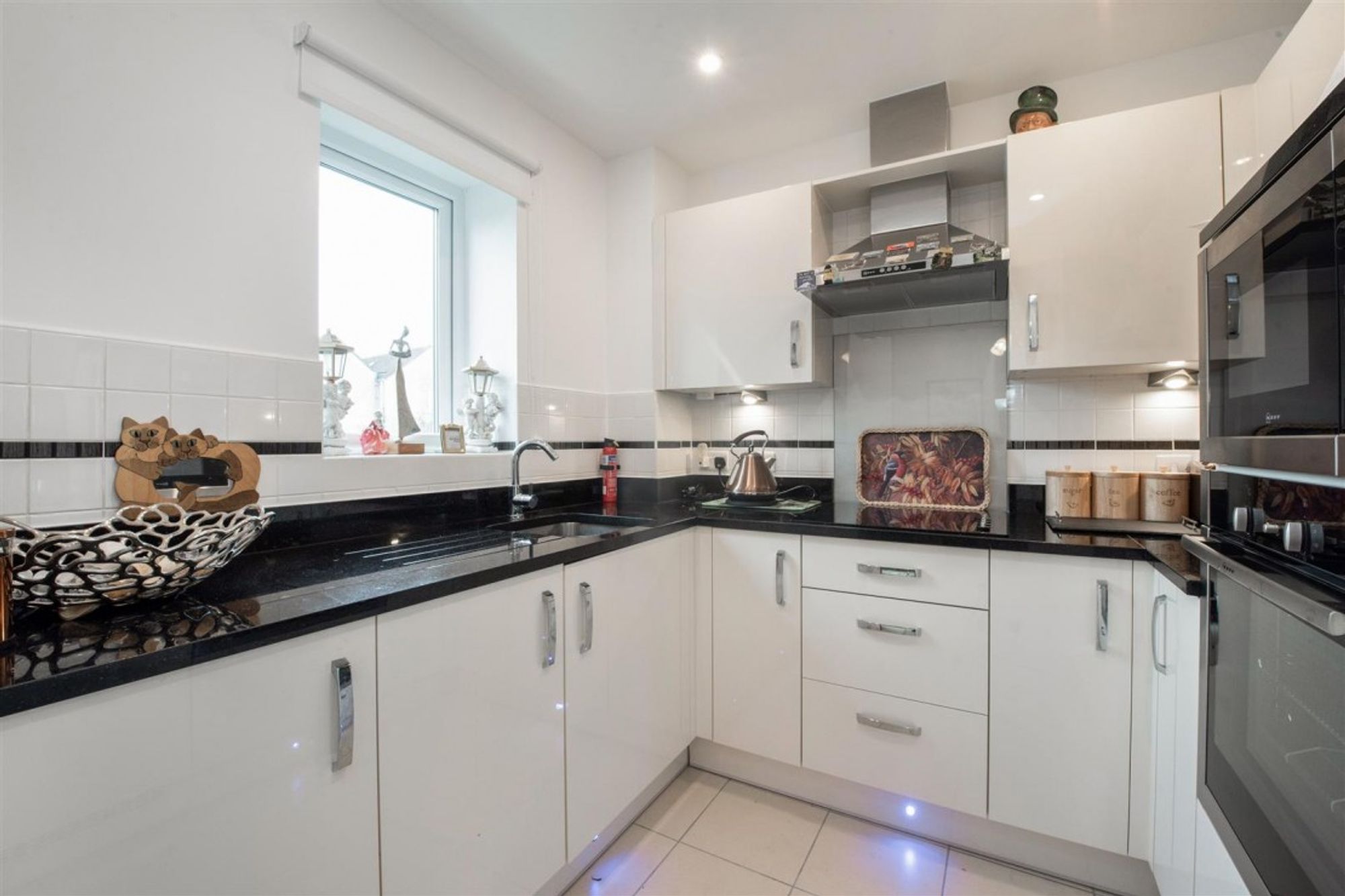 Flat Sidmouth Road in Greater London