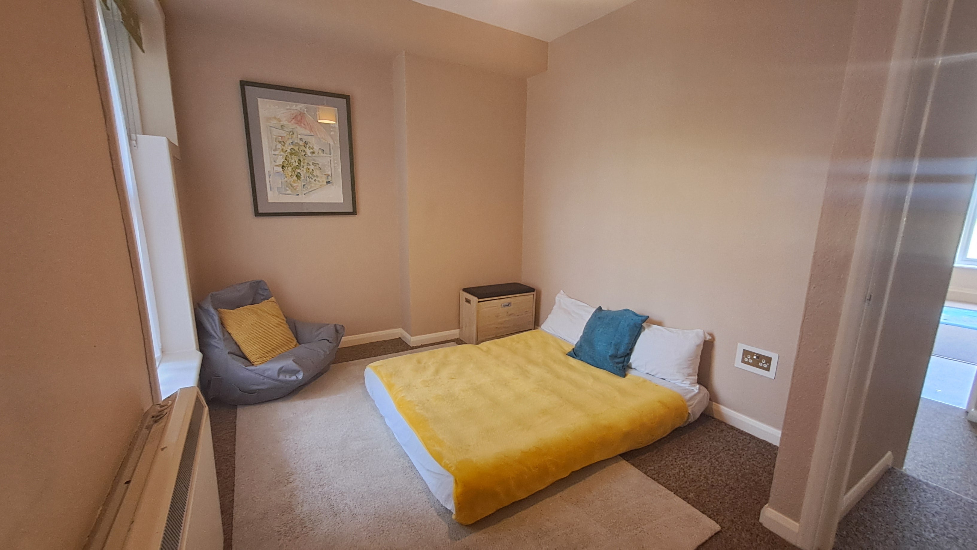 Flat South Terrace in Arun