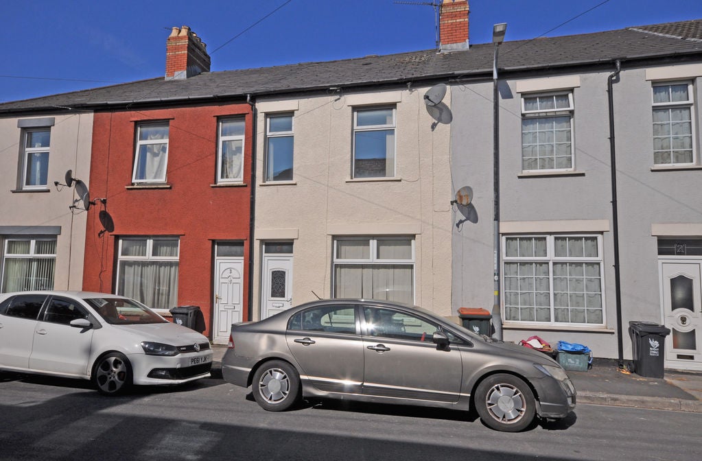 House Liscombe Street in Newport