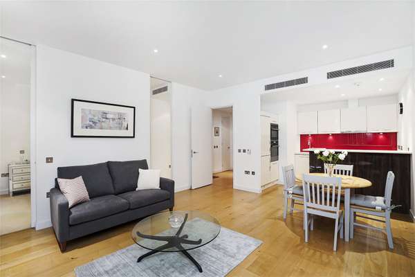Flat Gatliff Road in City of Westminster
