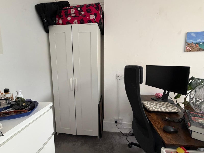 Room East Hill in Greater London
