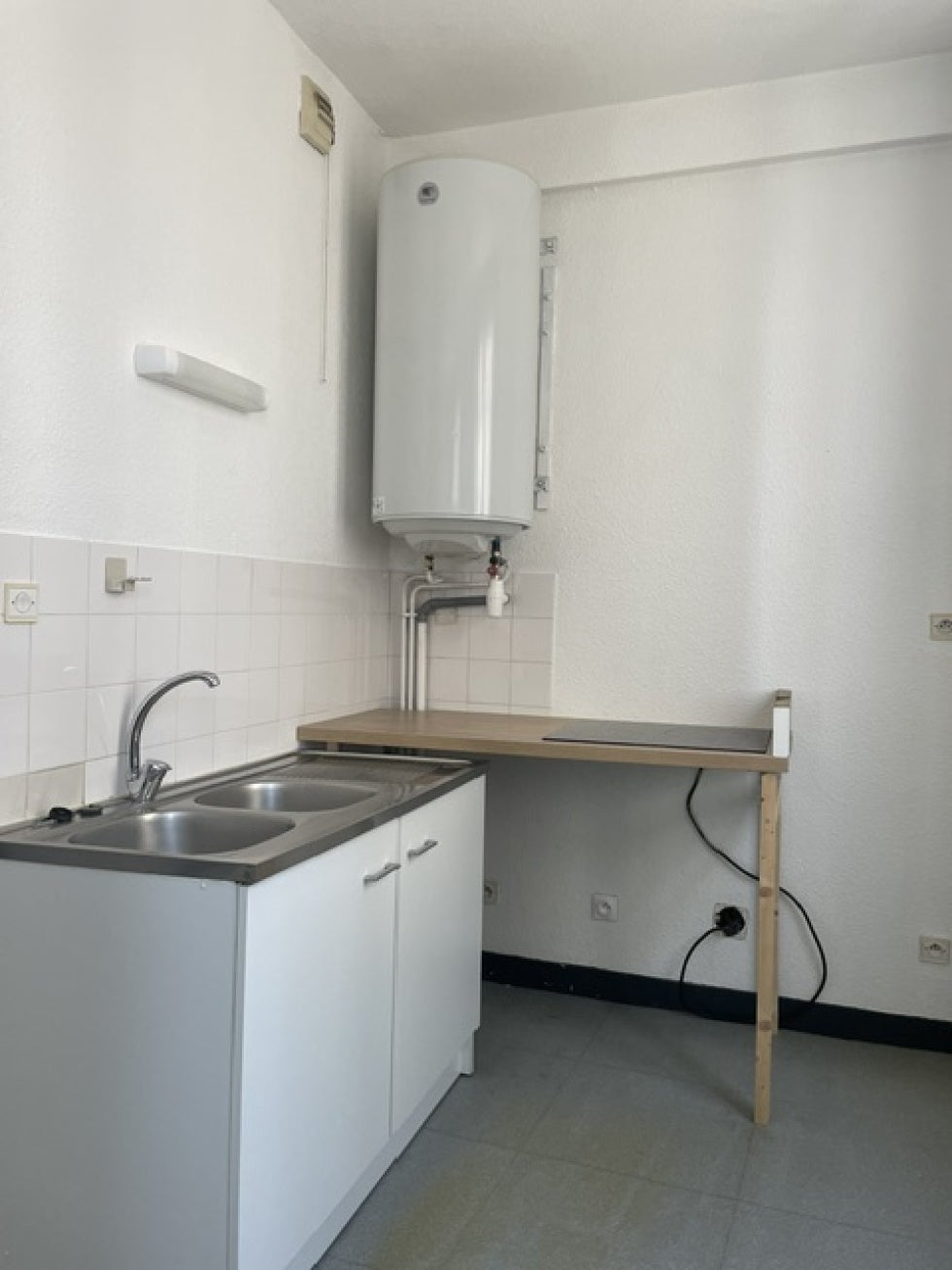 Appartement Place de la République à Saint-Bonnet-le-Château