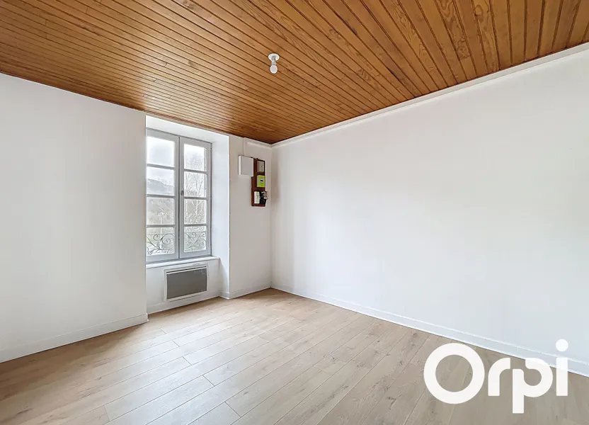 Appartement Rue du Stade à Murat