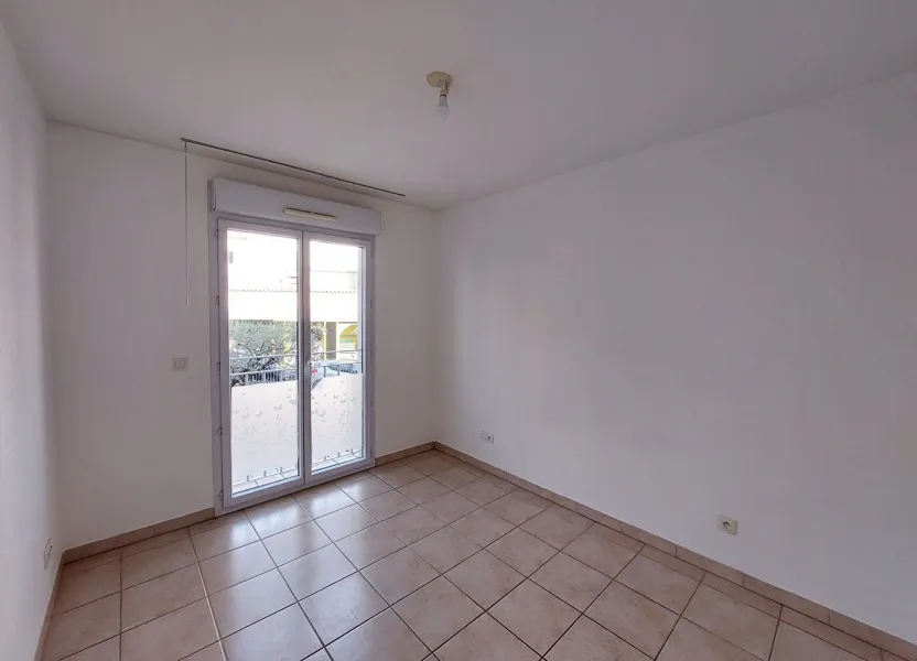 Flat Avenue Jean Moulin in Manosque