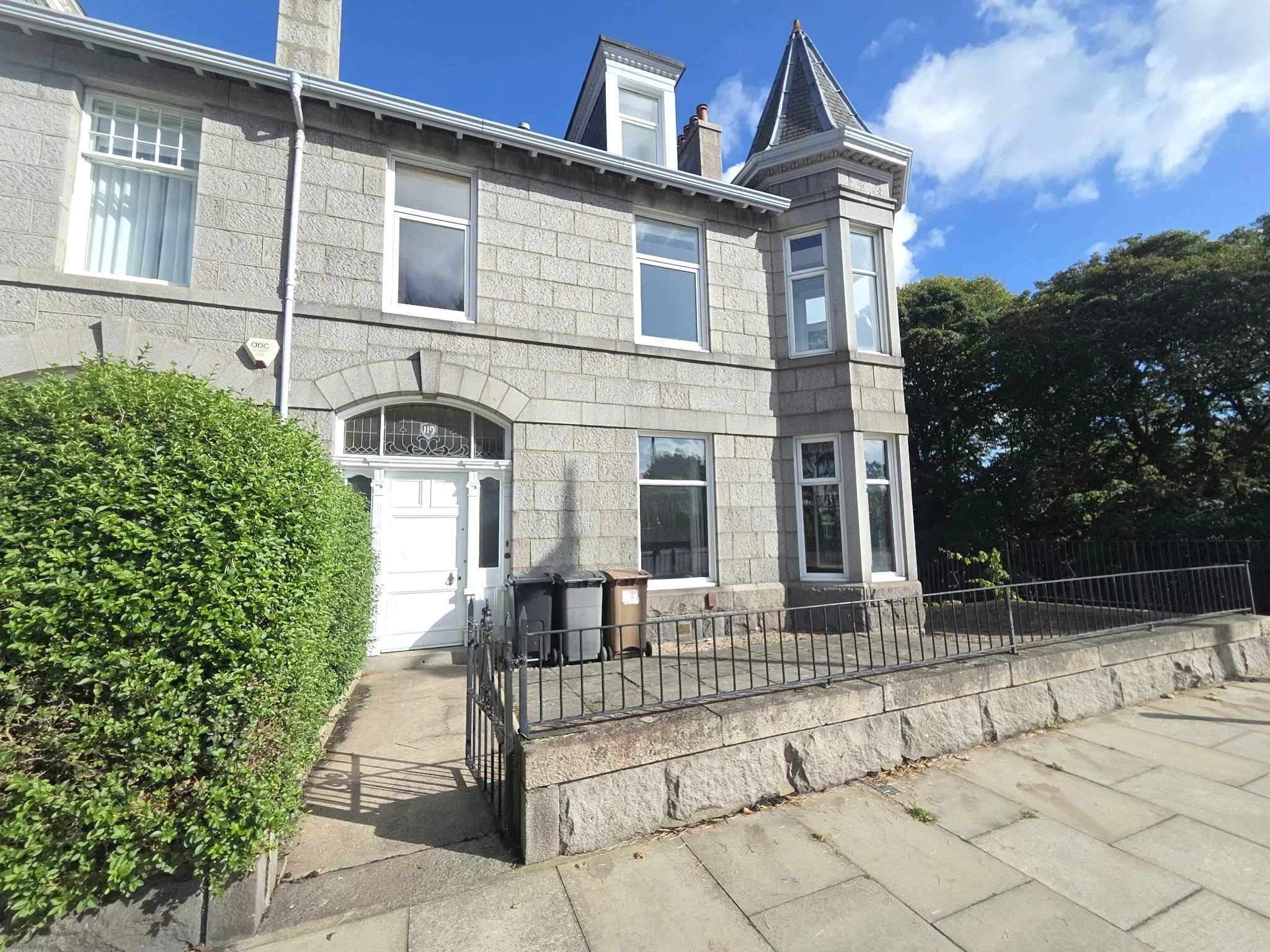 House Albyn Terrace in Aberdeen City