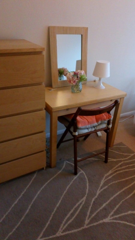 Room Moorland Close in Leeds