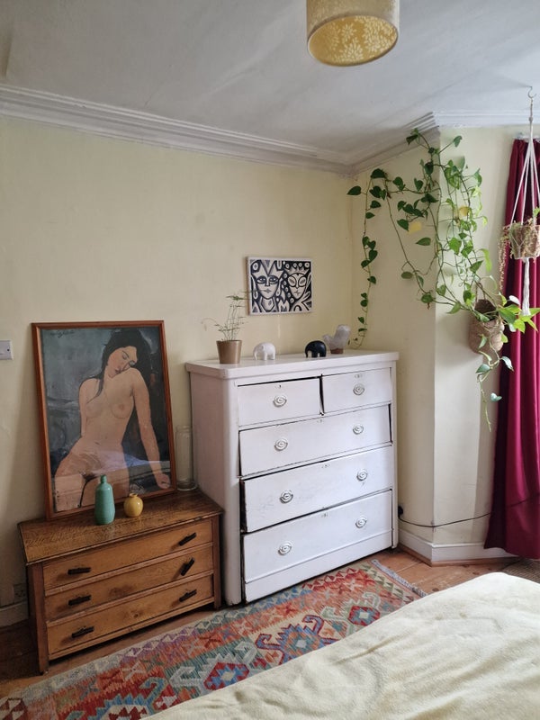 Room Brett Road in Greater London