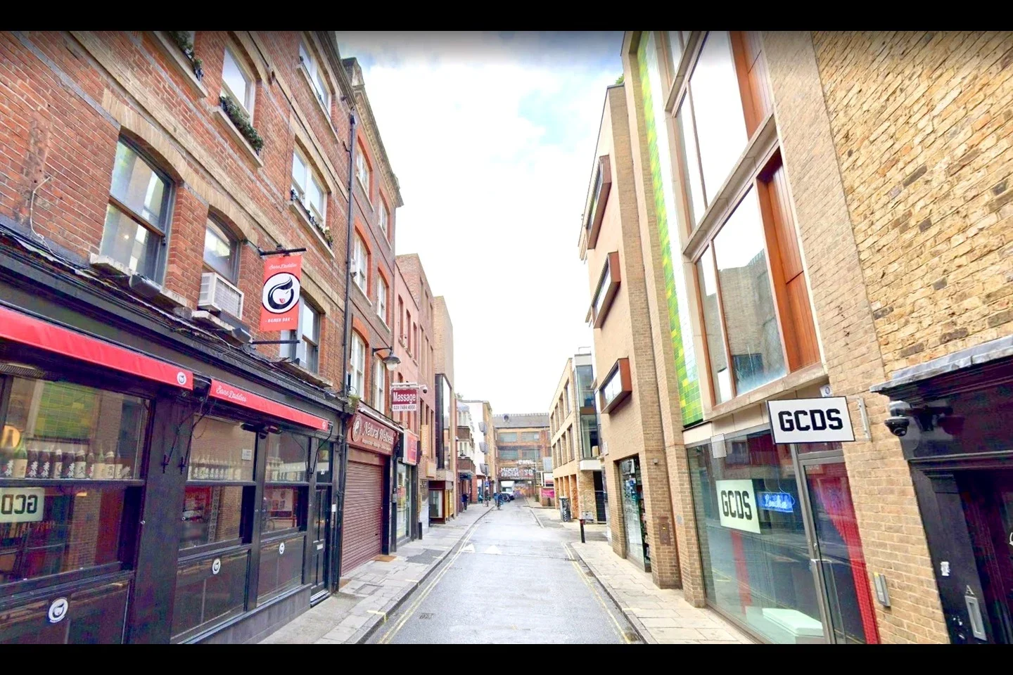 Flat Peter Street in City of Westminster