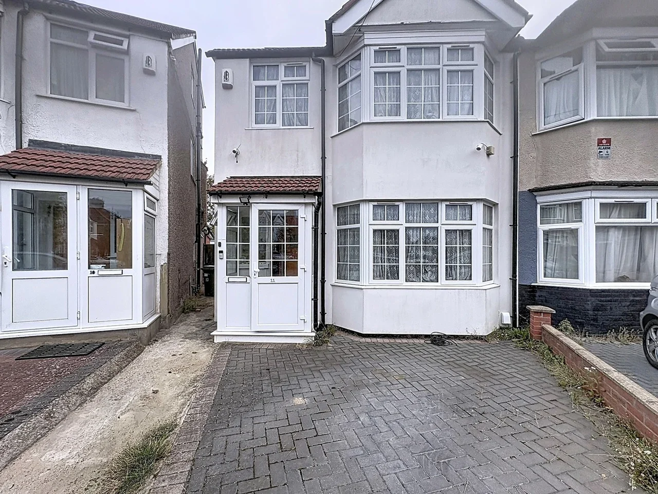 House Sparkbridge Road in Greater London