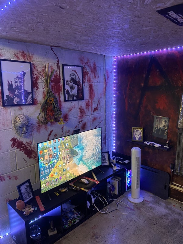 Room Ashfield Road in Greater London