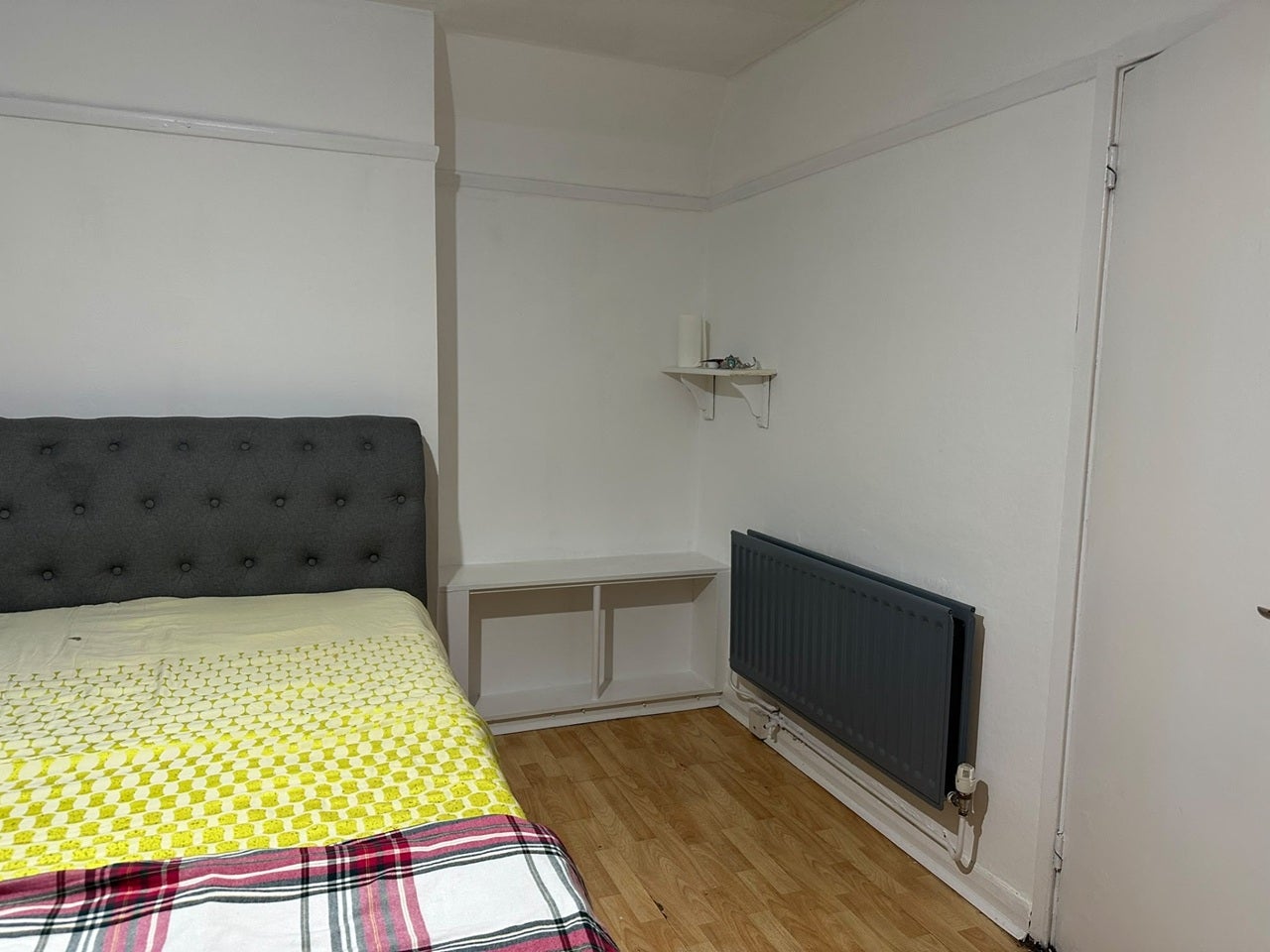 Flat Jervis Road in Greater London