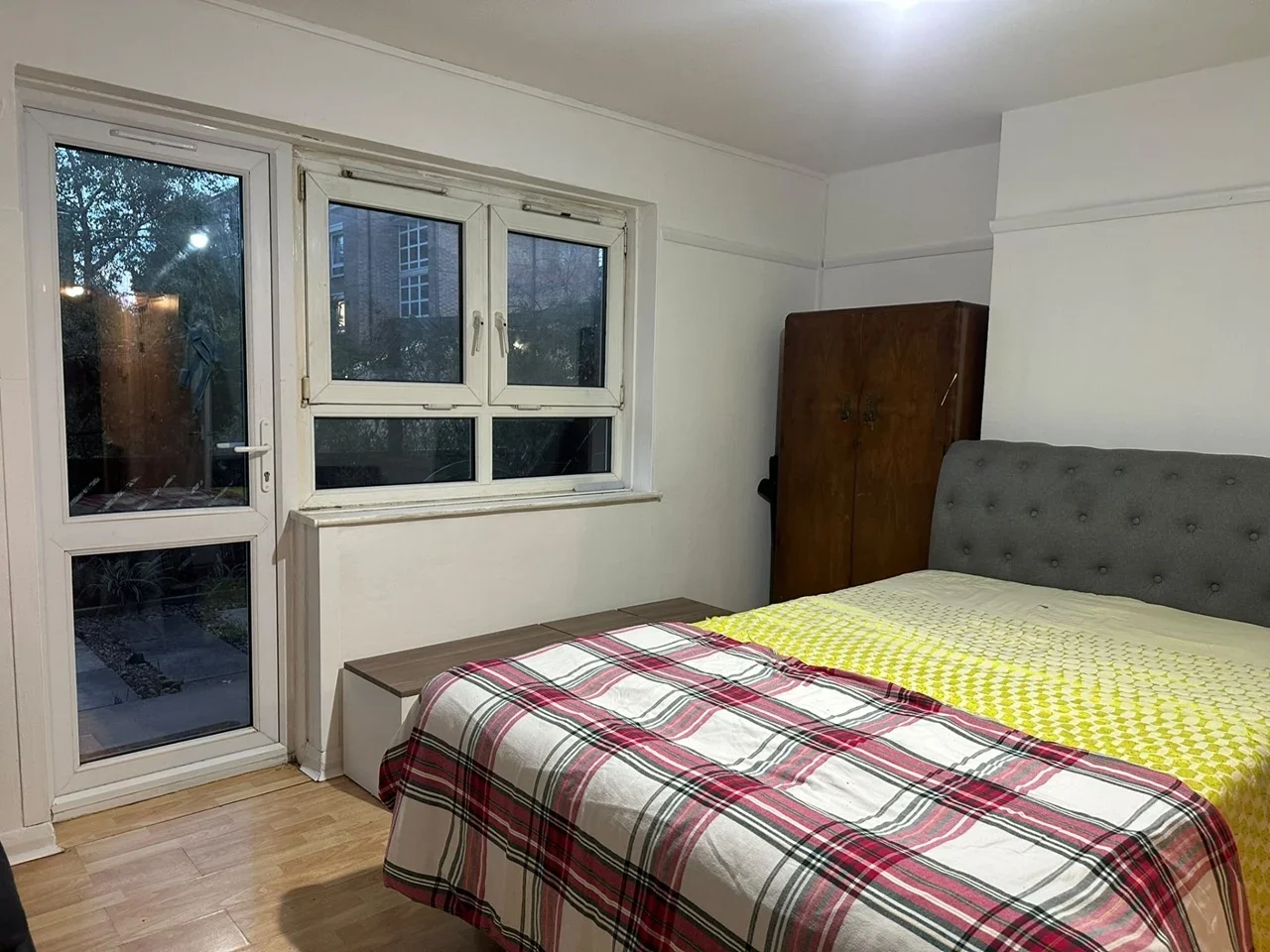 Flat Jervis Road in Greater London