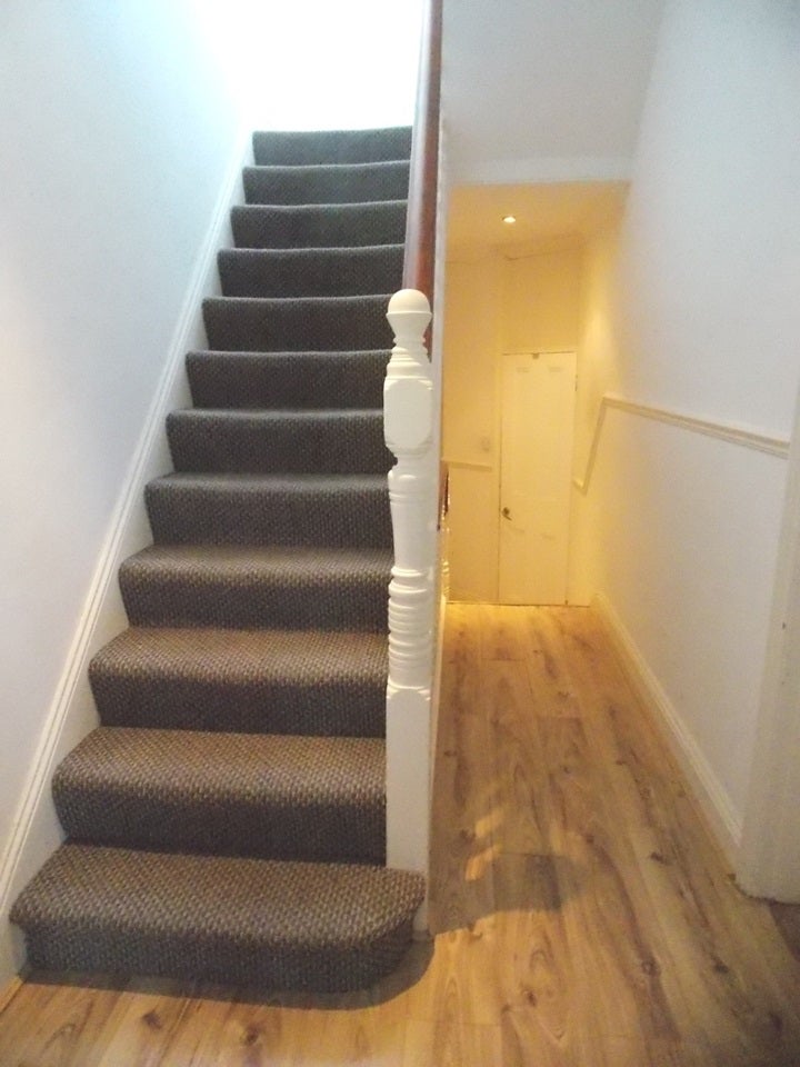 Flat Amesbury Avenue in Greater London