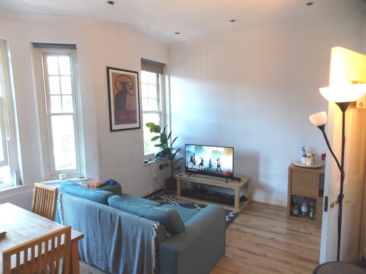 Flat Amesbury Avenue in Greater London