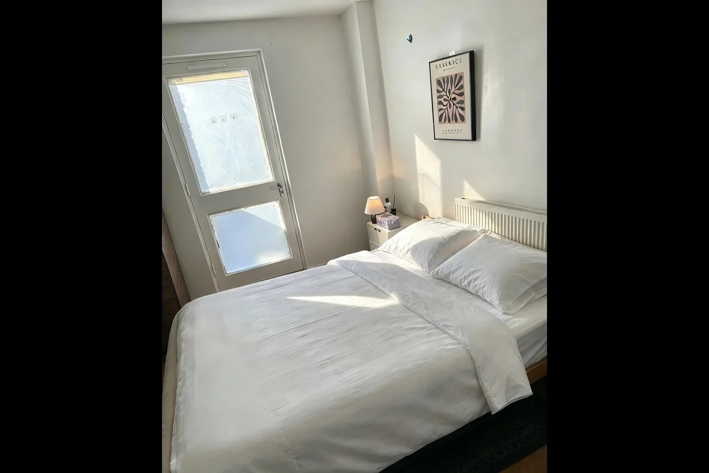 Room Miles Road in Greater London