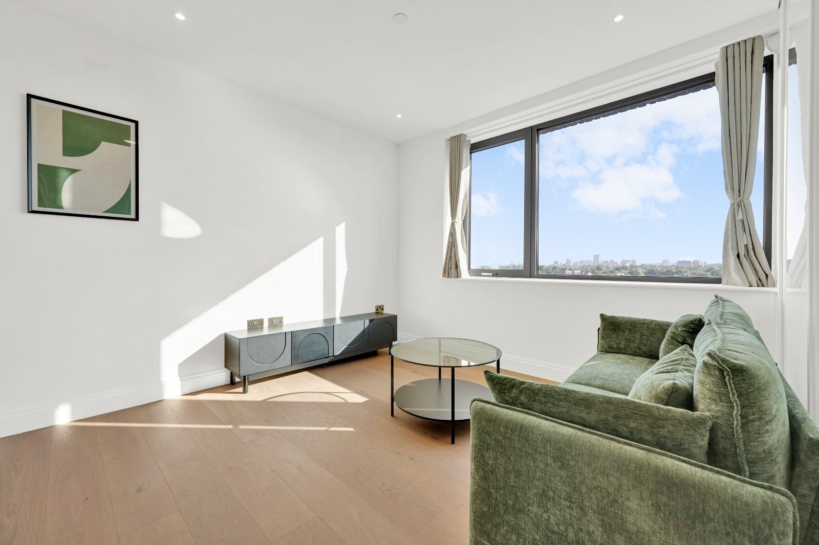Flat Haverstock Hill in Greater London