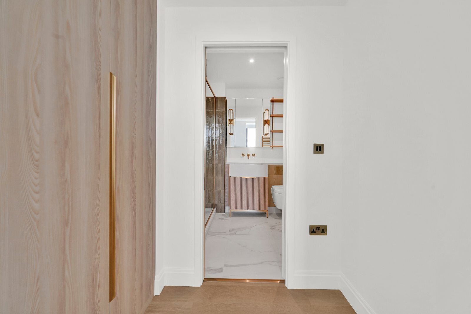 Flat Haverstock Hill in Greater London