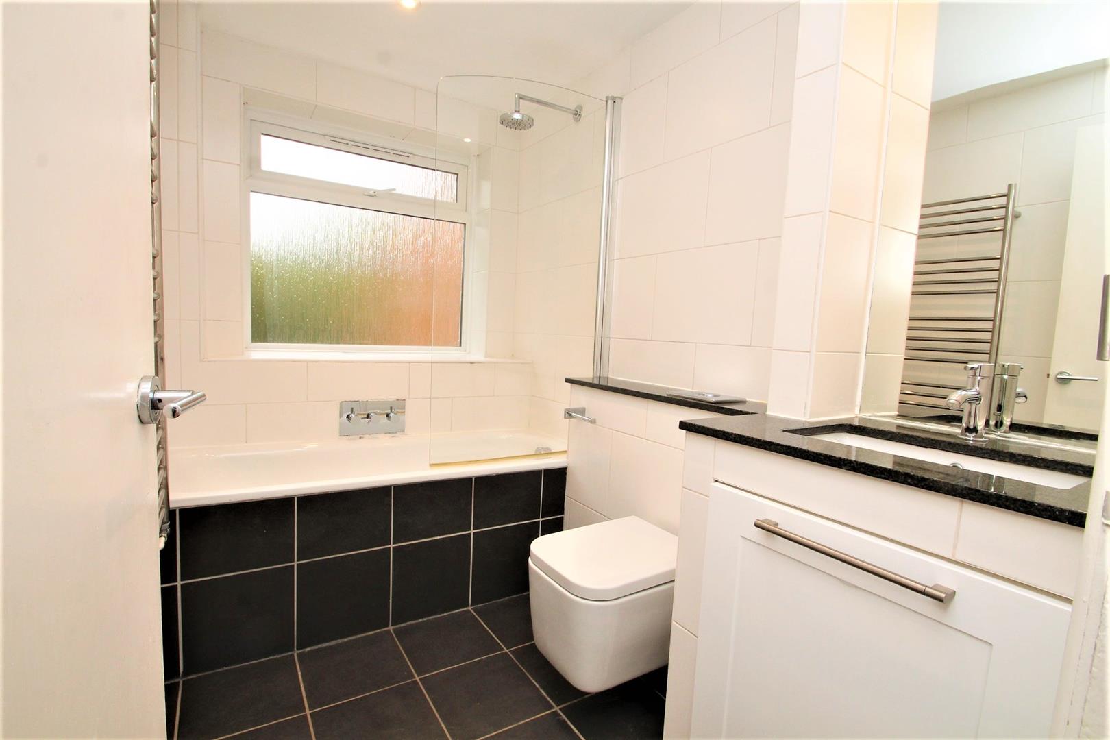 Flat South Hill Avenue in Greater London