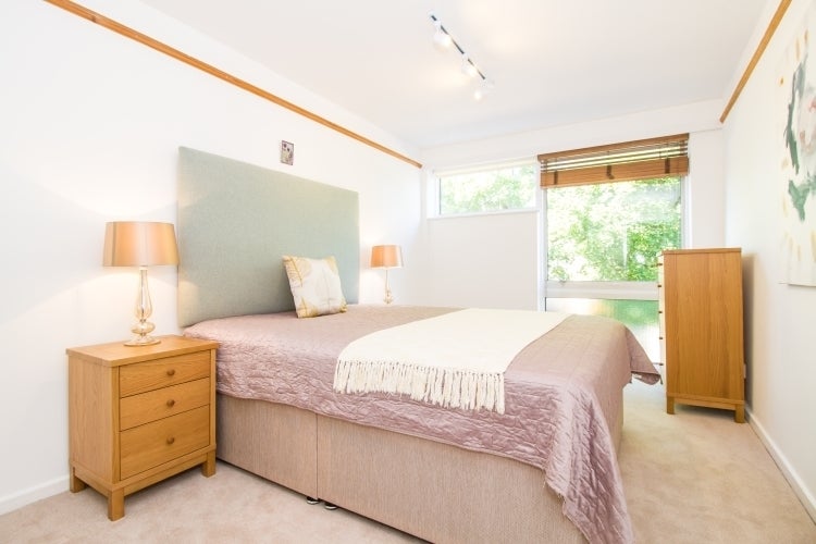 Flat Butler Close in Oxford