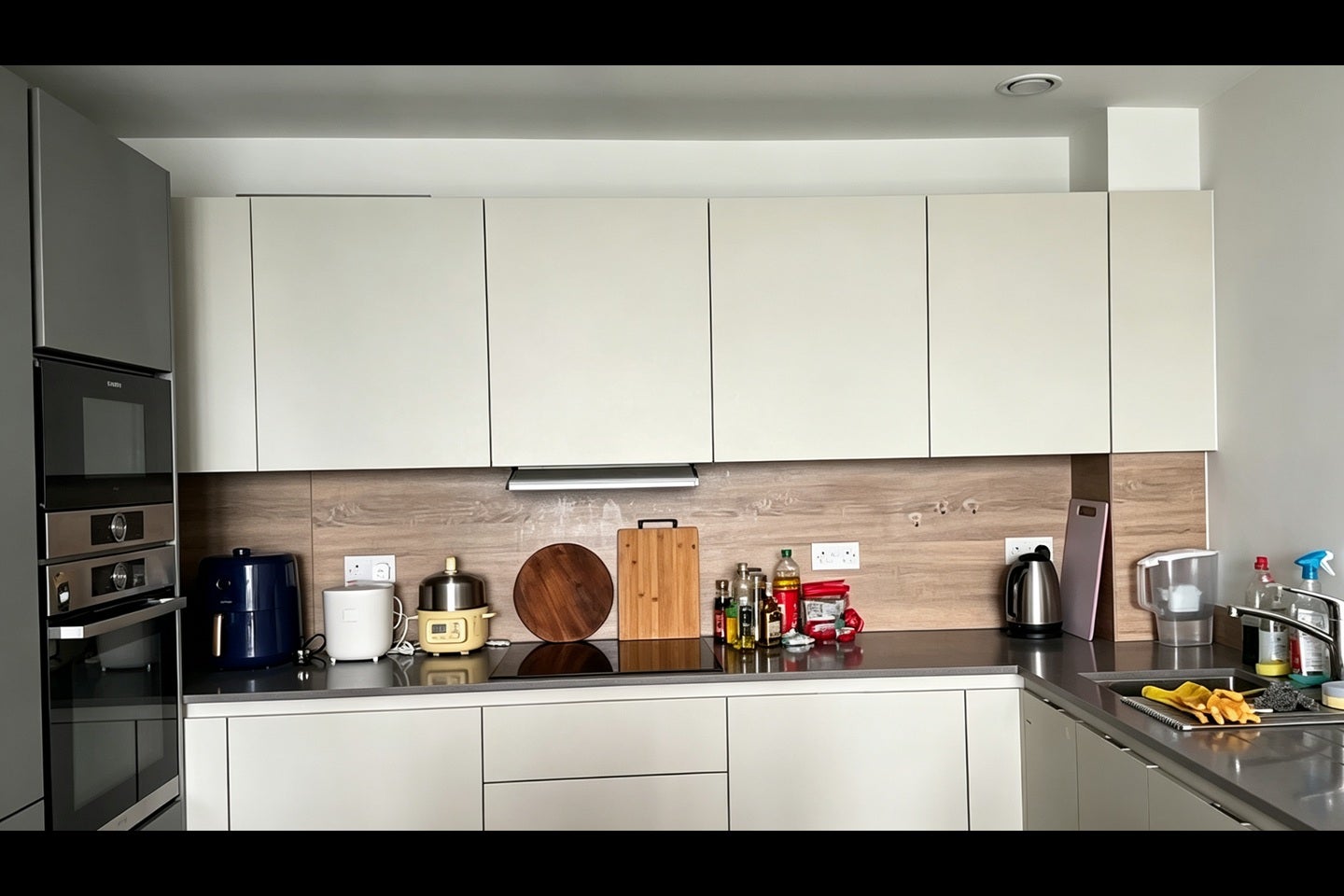 Flat Newnton Close in Greater London