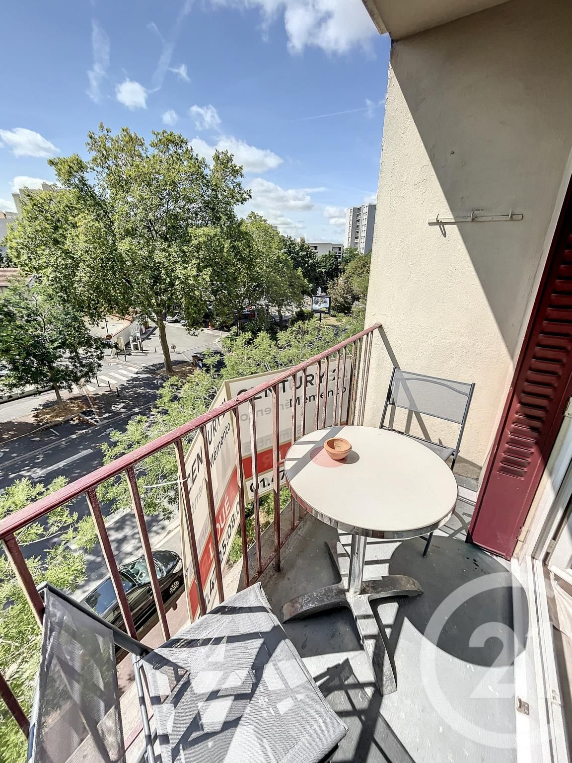 Flat Rue Raymond Poincaré in Nanterre