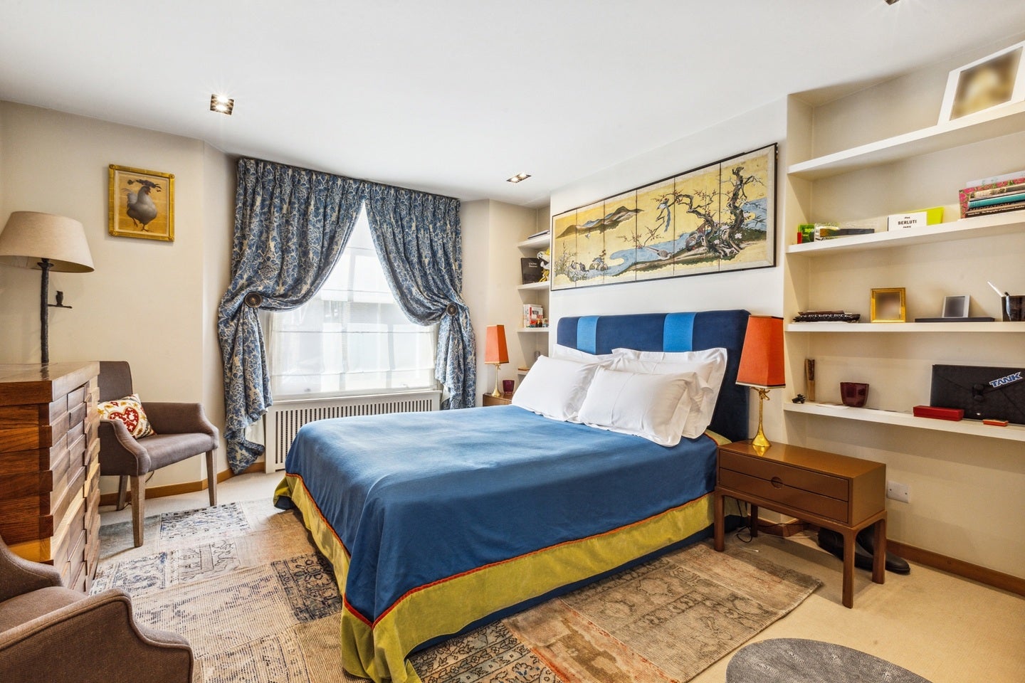 Flat Stanhope Mews South in Greater London