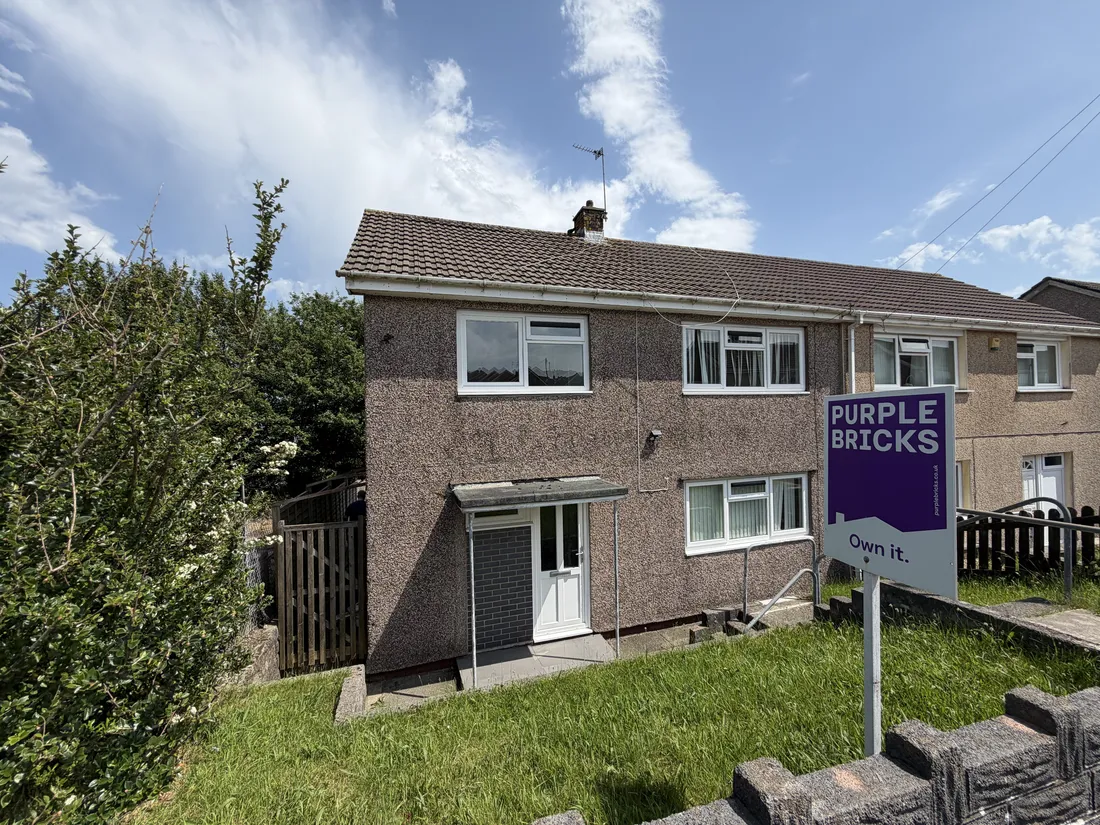 House Lôn Hafren in Swansea
