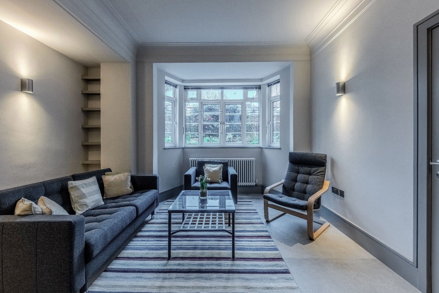 Flat Pembroke Road in Greater London